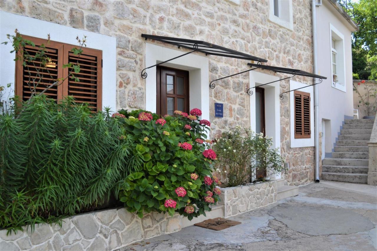 Apartment Mistral - Cosy Apartment With Sea View Molunat Exterior foto