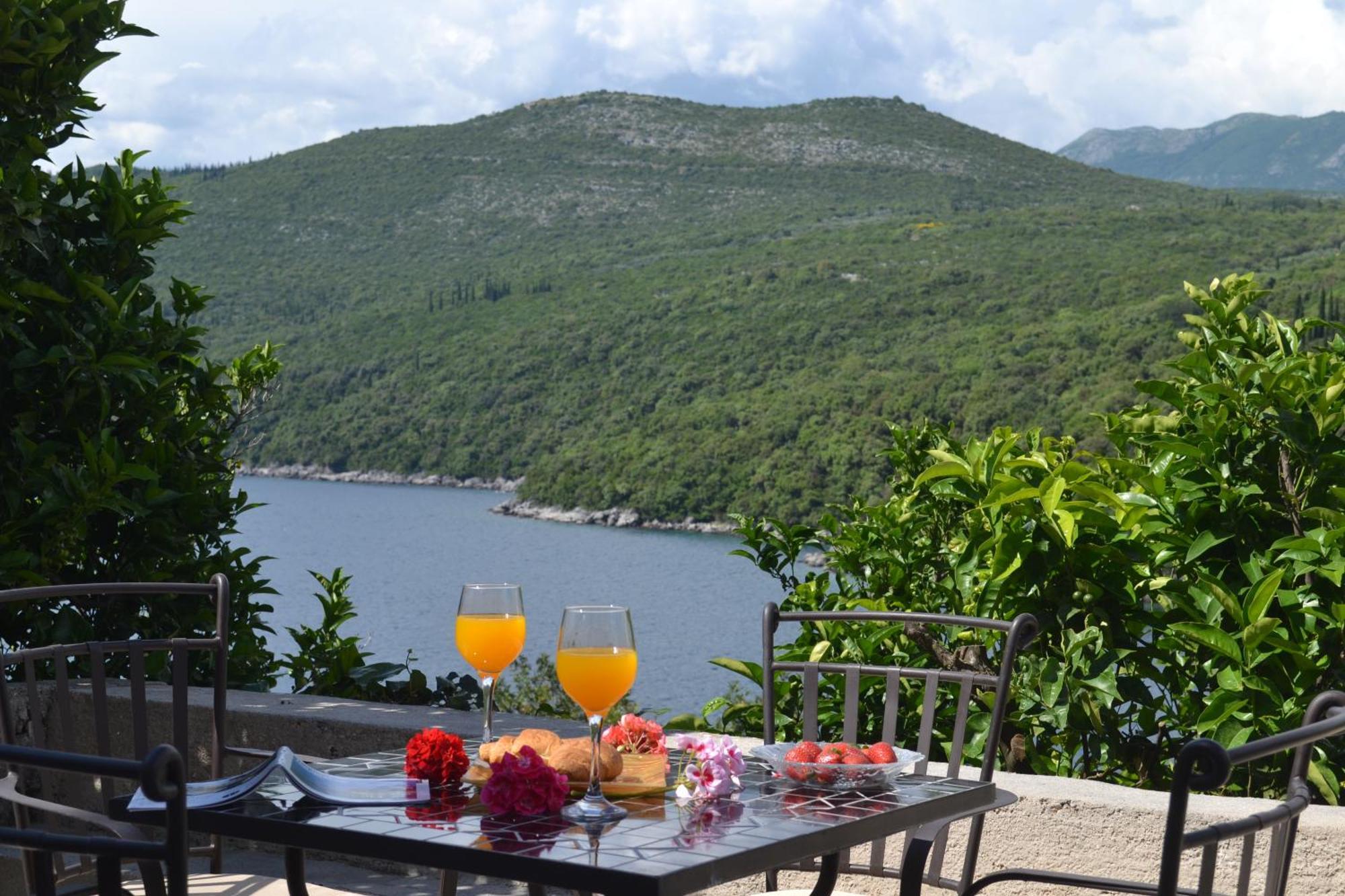 Apartment Mistral - Cosy Apartment With Sea View Molunat Exterior foto